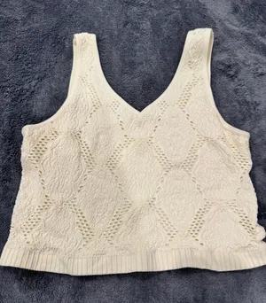 Buckle Freshwear Tank Top Cropped thumbnail 1