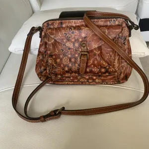 Patricia Nash Leather Crossbody Bag Brown Floral Pattern Adjustable Strap thumbnail 2