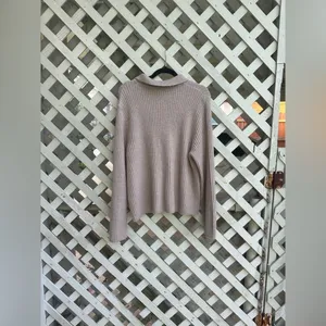 ❤️Abercrombie & Fitch Pearl Button Collared Cardigan thumbnail 4