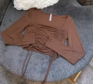 brown square neck ruched long sleeve top Size M thumbnail 1