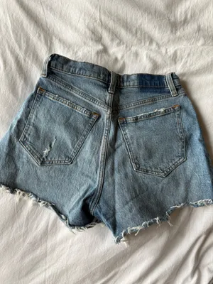 Abercrombie 90s Relaxed High-Rise Jean Shorts Cut-Off thumbnail 5