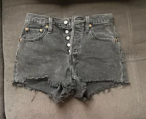 Levi’s Shorts 501 thumbnail 1