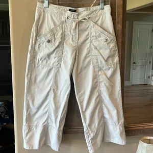 J Crew Favorite Fit Khaki Cotton Capri Pants thumbnail 3