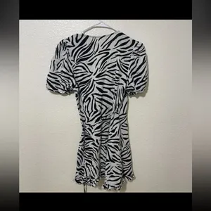 ZARA Wrap‎ Dress Animal Zebra Print Black & White xs thumbnail 9