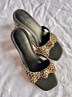 Universal Threads Sandals w/Block Heel-Size 6.5 thumbnail 4