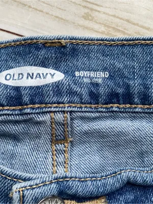 Old Navy boyfriend mid rise distressed ripped medium wash rolled cuff jeans 12 thumbnail 3