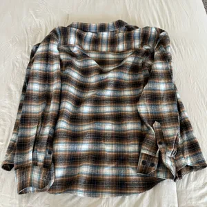 Brown Plaid Flannel Size XL thumbnail 4