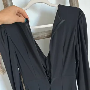 Mohito Detailed Black V-neck Wide Leg Jumpsuit Dressy Classy / Size Small thumbnail 11