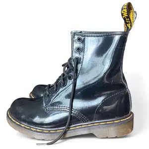 Dr. Martens 1460 Black Patent Leather 8-Eye Combat Boots Women’s US 8 EU 39 thumbnail 1