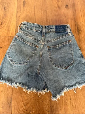 Abercrombie & Fitch denim shorts thumbnail 3