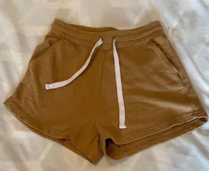 Brown Sweatshorts Size L thumbnail 1