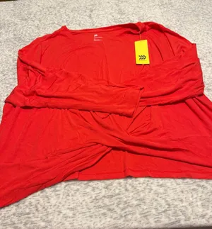 All‎ in Motion Red Long Sleeve Twist Front Athletic Top Women's Size 4x plus thumbnail 1
