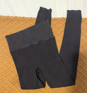 Amazon Ribbed Leggings  thumbnail 1