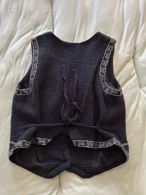 SheIn Black vest thumbnail 2