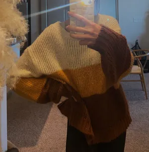 Sweater thumbnail 1