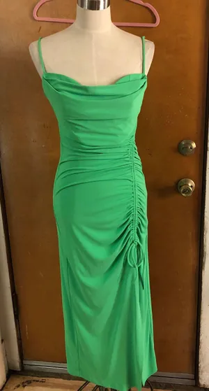 ZARA green maxi dress. Medium thumbnail 1