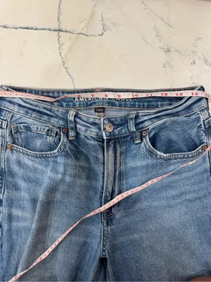American Eagle Strigid Distressed Mom Jeans Light Wash Size 6 Regular thumbnail 9