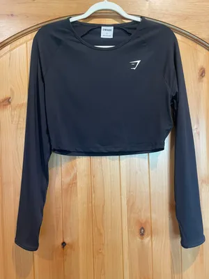 Gymshark Top thumbnail 1