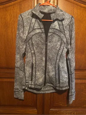 Lululemon Define Jacket Size 8 - Heathered Black/White Jacquard - Like New thumbnail 2