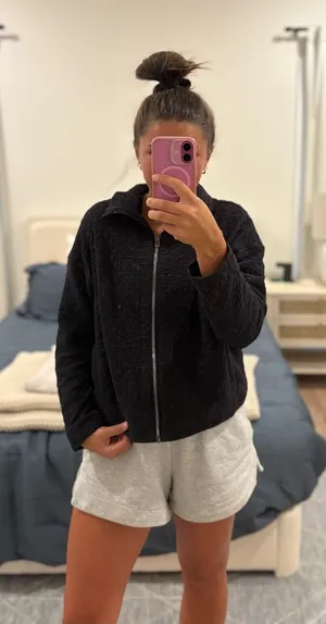 Lululemon Rippled Fill Zip Jacket Size 4 thumbnail 1