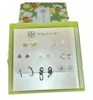 Daisy Fuentes Silver Tone Box‎ Earring Set thumbnail 1