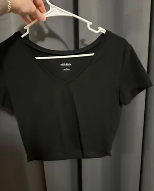 V Neck Cropped Top Black Size L thumbnail 1