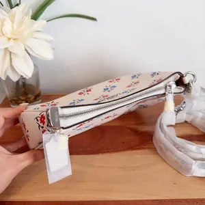 NWT Coach Teri Shoulder‎ Bag With Floral Print thumbnail 5