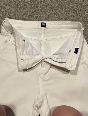 Gap White Jeans thumbnail 3
