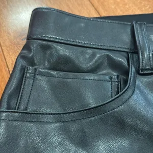NWOT Abercrombie & Fitch The 90s Relaxed High Rise Vegan Leather‎ Pants 35/20R thumbnail 4