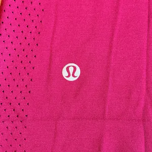 Lululemon Burgundy Breathable Tee – Size 6 thumbnail 8