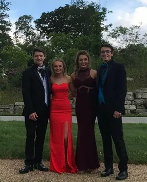 Red Formal Dress Size 00 thumbnail 7