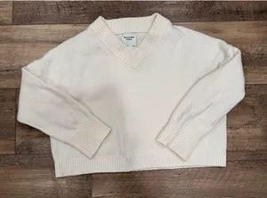 Abercrombie Sweater Women’s V-Neck white thumbnail 1