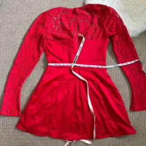 House of CB Longsleeve Satin & Lace Mini Dress M - Red thumbnail 5