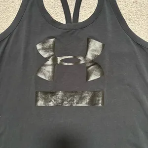 Under Armour Heat Gear Black Gloss Logo Strappy Racerback Cutout Tank Top thumbnail 2