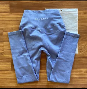 Balance Athletica Linear Legging thumbnail 3