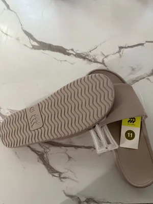All In Motion Women’s Makenna Slide Sandals – Beige / Taupe Size 11 NWT thumbnail 2