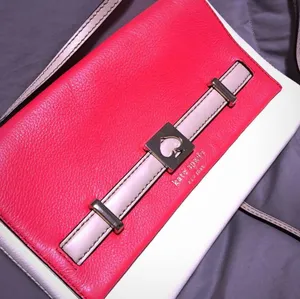 Kate Spade thumbnail 1