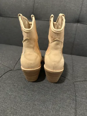 Dolce Vita Cowboy Booties Tan Size 8 thumbnail 4