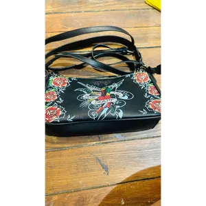 ED HARDY Y2K Black Red True Til Death Faux Leather Roses Shoulder Bag Purse thumbnail 2