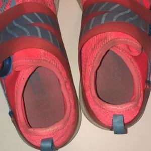 Size 7 New Balance Orange Coral Pink Slip-On Athletic Shoes thumbnail 7