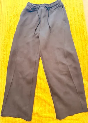 Nike Tech Fleece Loose-Fit Open Hem Pants thumbnail 6
