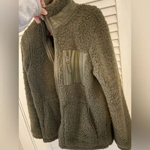 Abercrombie Sherpa thumbnail 2