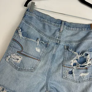 American Eagle Womens 90s Straight Pride Jeans Sz 10 Distressed Light Wash thumbnail 10