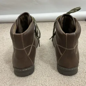 B.O.C Alyssa‎ Brown Removeable Footbed Ankle Boots Size 7.5M Women's thumbnail 4