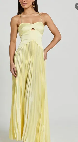 Showpo Dress thumbnail 1