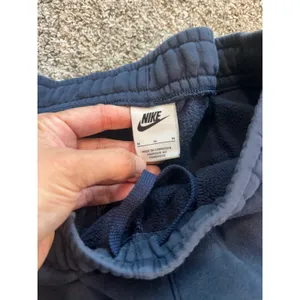 Nike Sportswear Club Fleece Joggers Midnight Navy BV2671-410 Size Medium thumbnail 3