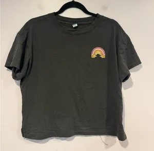 Grey rainbow old navy‎ crop Tshirt thumbnail 1