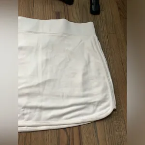 NWT Athleta serenity skirt XS thumbnail 3