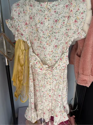 Cream Floral V-Neck Ruffle Sleeve Midi Dress thumbnail 2