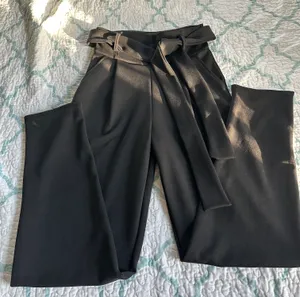 Pretty Little Thing Scuba Tie Waist Cigarette Pants thumbnail 1